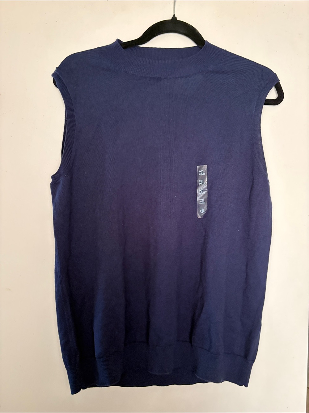 Uniqlo Dark Navy Sleeveless Sweater Navy
